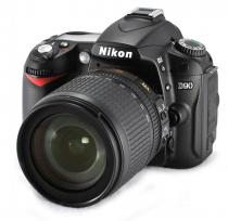 Купить Цифровая фотокамера Nikon D90 Kit (18-140mm VR)